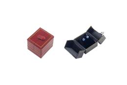 CLASSIC LEATHERETTE SMALL EARRING BOX 27033-BX